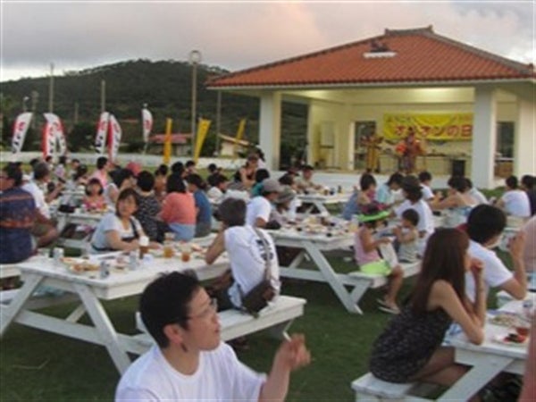 <名古屋発>【オリオンの日in久米島★7/25(土)出発】ガーデンパーティで飲み食べ放題付き!伝統芸能鑑賞や豪華景品のビンゴ大会あり♪ウォーターマークホテル沖縄久米アイランド5泊6日(フリー)2